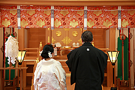 宝登山神社　結婚式　埼玉　秩父　長瀞　和婚　挙式のみ　少人数　家族だけ　２人だけ　国際結婚　食事会